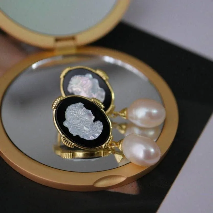 Beauty Cameo Freshwater Pearls Earrings