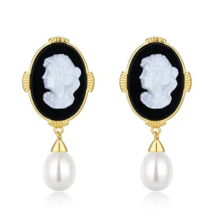 Beauty Cameo Freshwater Pearls Earrings