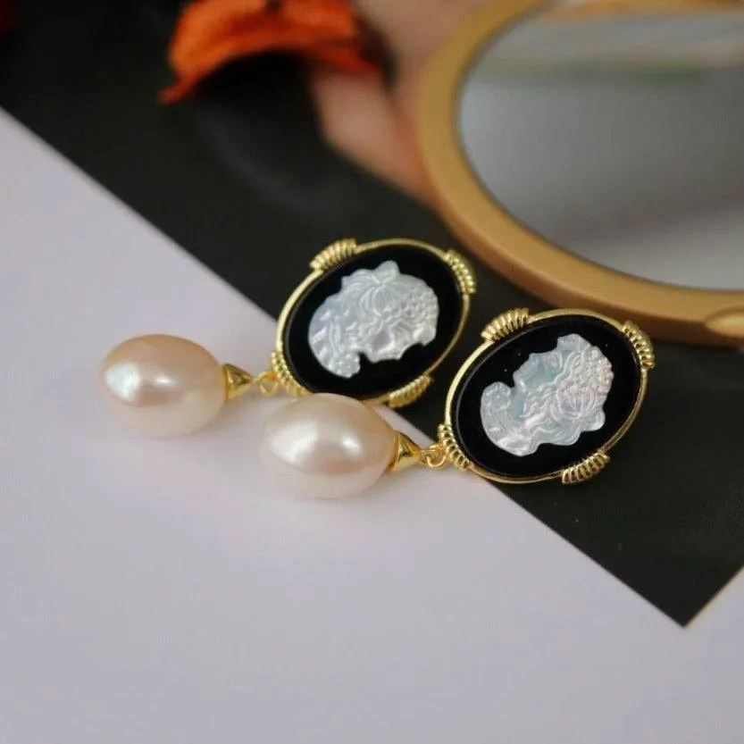 Beauty Cameo Freshwater Pearls Earrings
