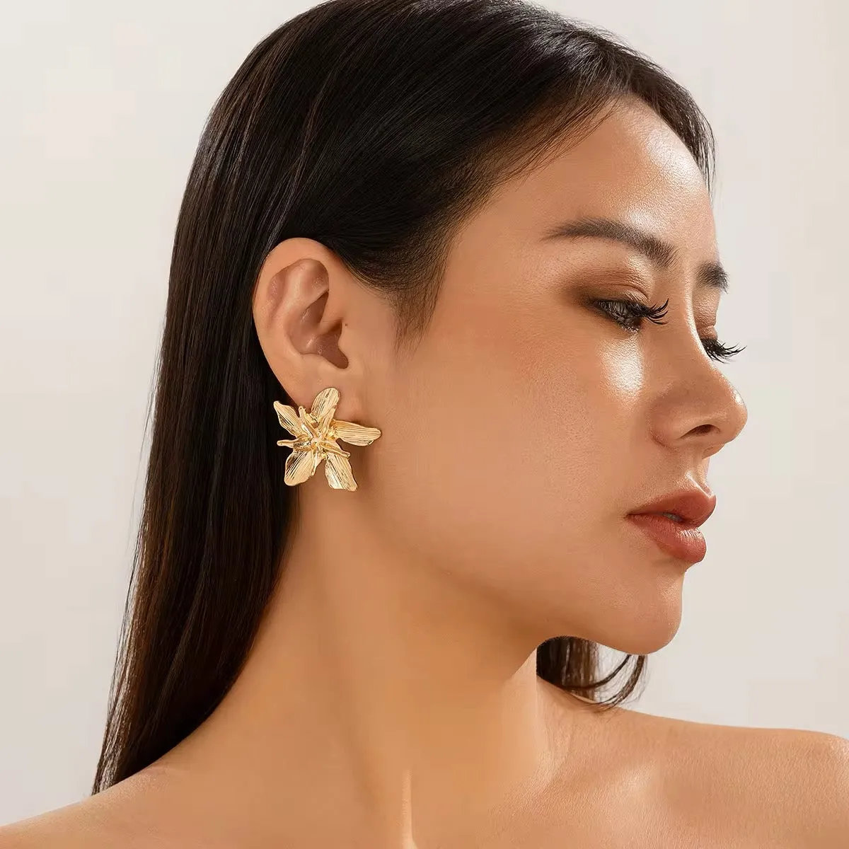 Floral Lady Metal Flower Stud Earrings