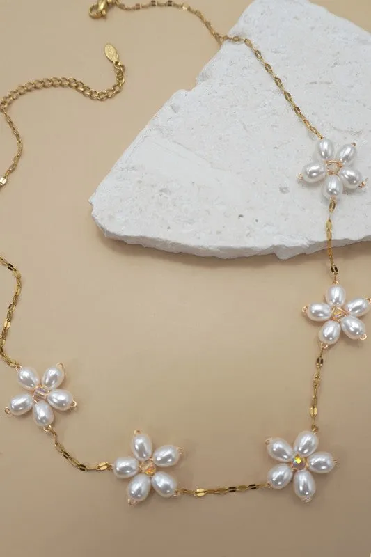 In The Air Flower Bead Necklace