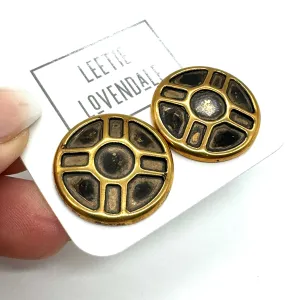 Intergalactic Rich Aunty Studs