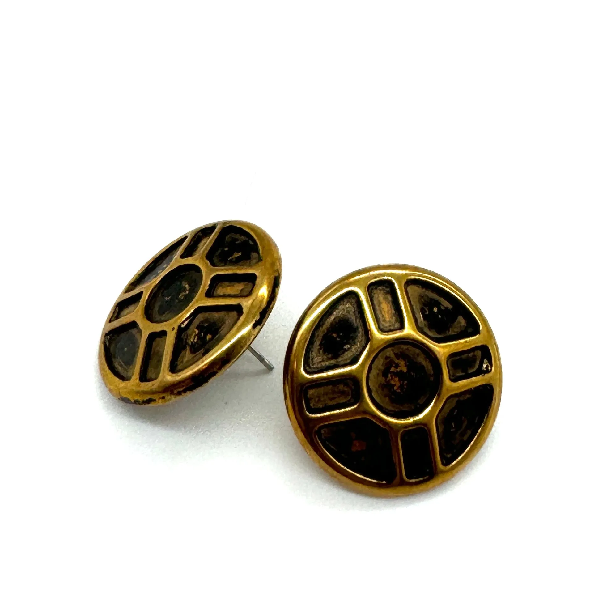 Intergalactic Rich Aunty Studs