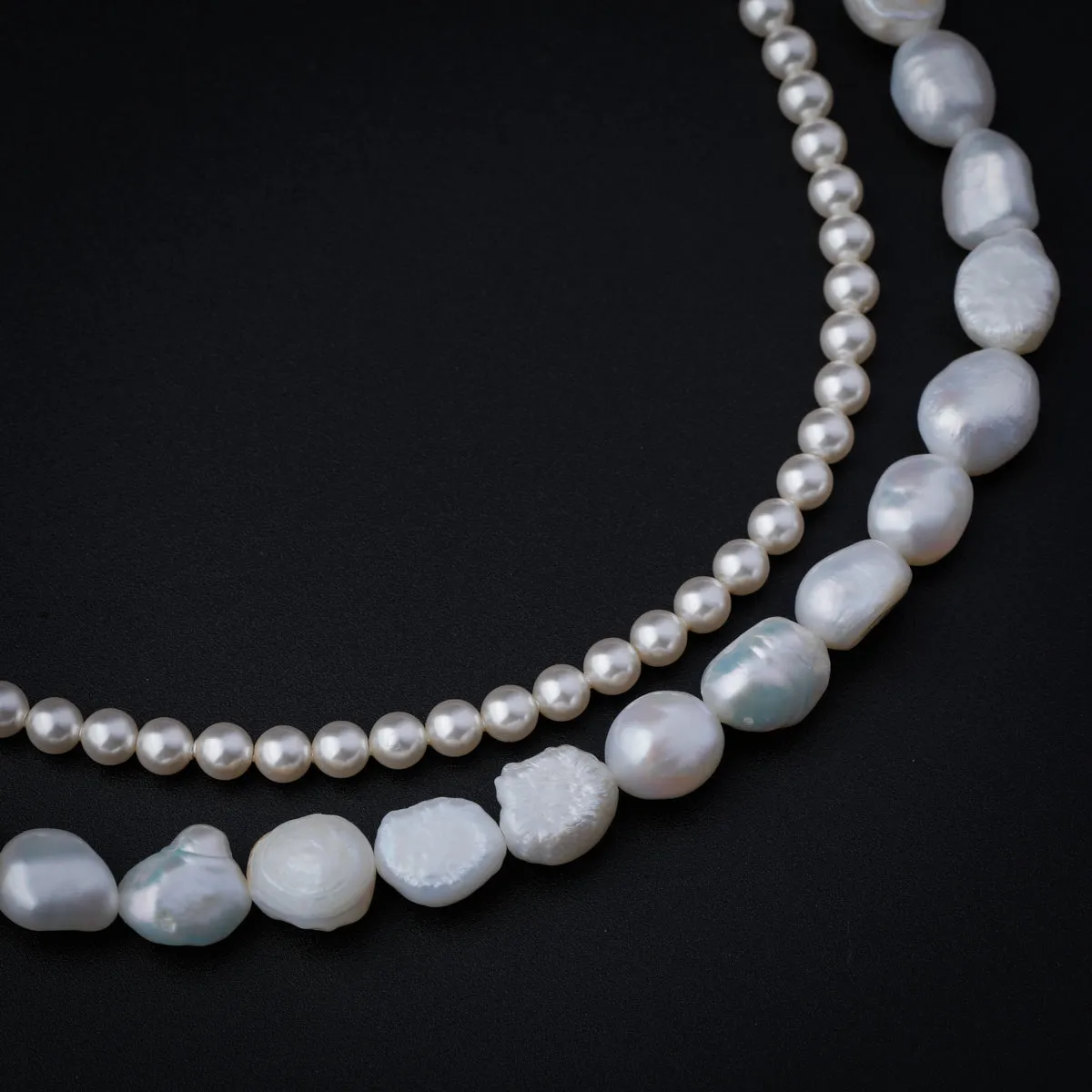 Layered Pearl Necklace with Natural and Round Pearls