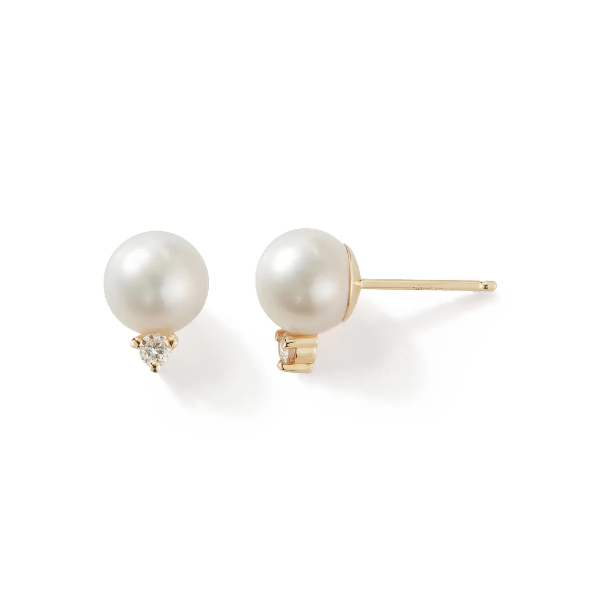 Mizuki Sea of Beauty Collection Medium Pearl & Diamond Stud Earrings | 14K Yellow Gold