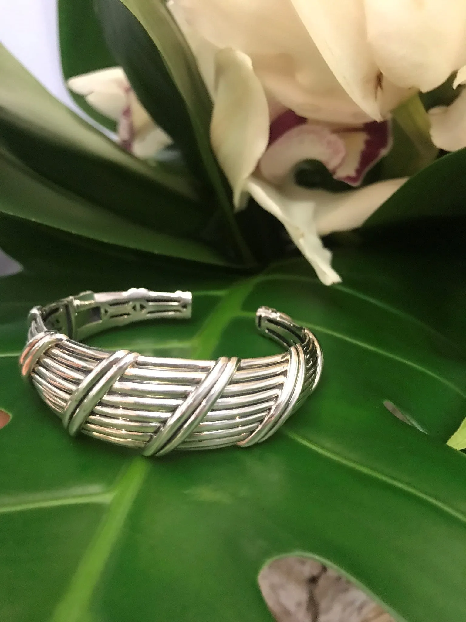 Signature Classic Tapered Cuff in sterling silver