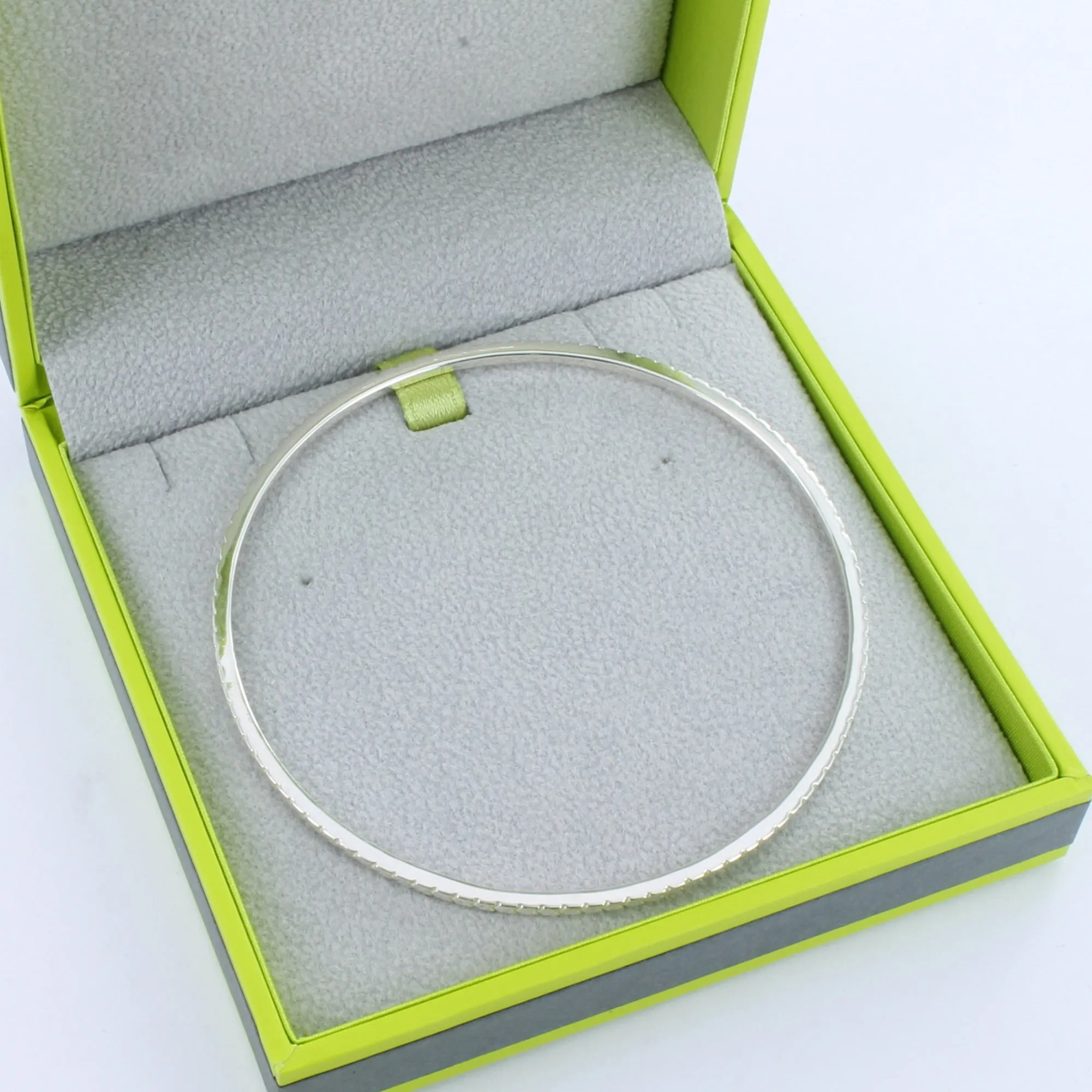 Textured Bangle Chevrons