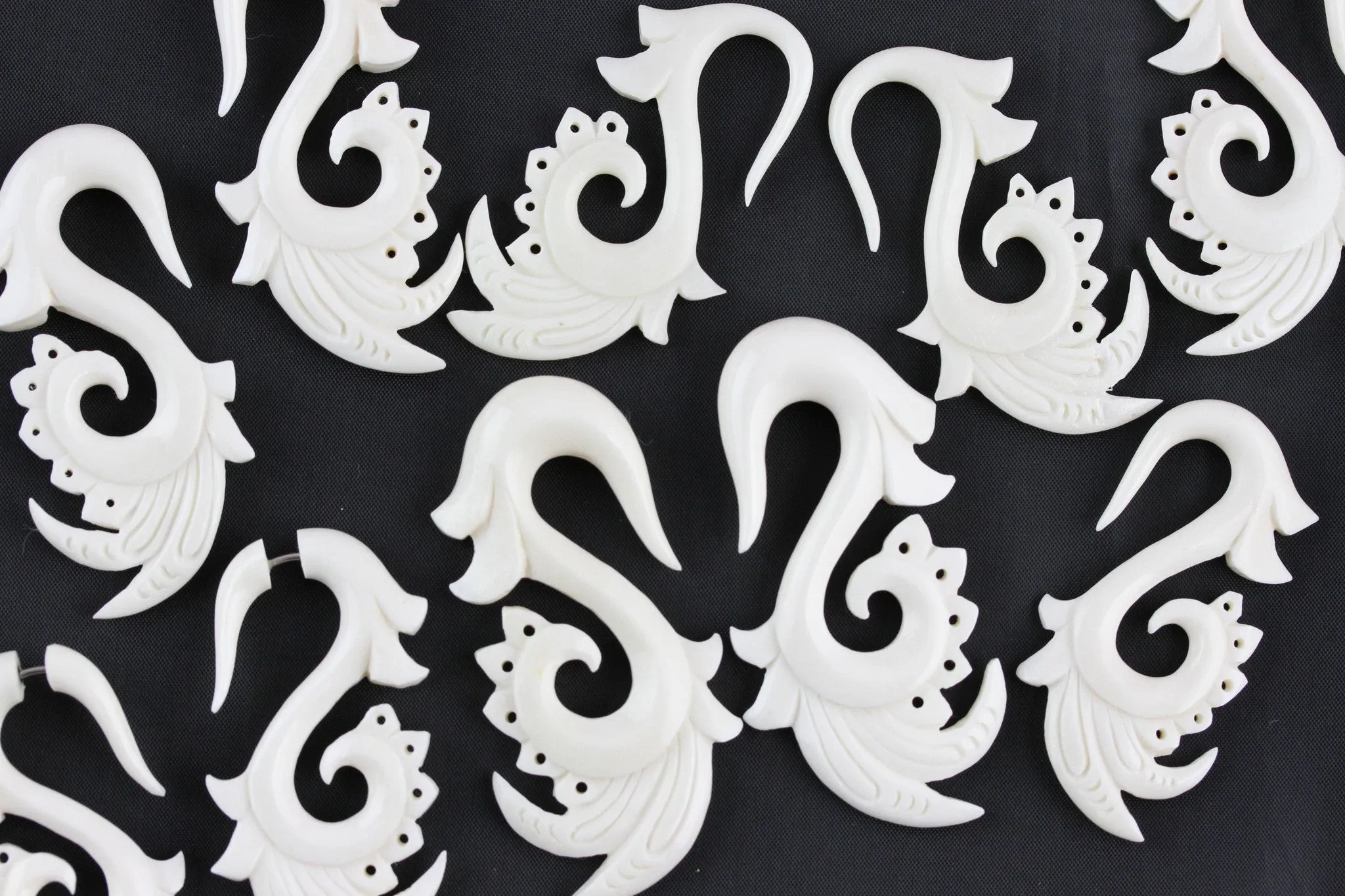 White Carved Flowing Stretch Earrings (Pair) - C022